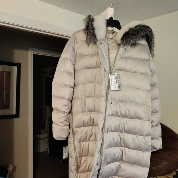 Fox trimmed winter jacket - Picture 1 of 5